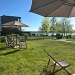 Lodge Kameralny Przy Promenadzie - Domki, Apartamenty, Charzykowy