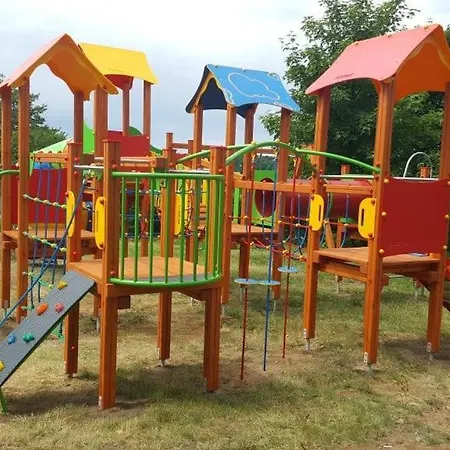 Kameralny Przy Promenadzie - Domki, Apartamenty,