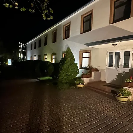 Chata Kameralny Przy Promenadzie - Domki, Apartamenty, Charzykowy