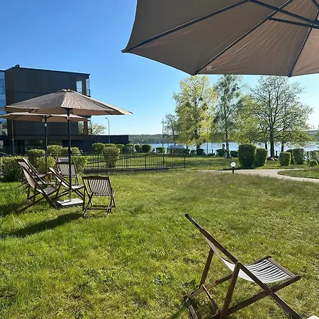 Lodge Kameralny Przy Promenadzie - Domki, Apartamenty, Charzykowy