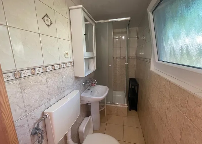Kameralny Przy Promenadzie - Domki, Apartamenty, *