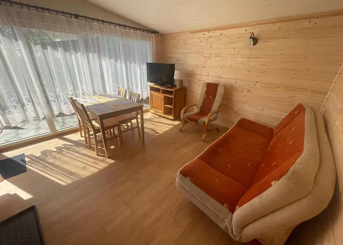 Apartman Kameralny Przy Promenadzie - Domki, Apartamenty, Charzykowy