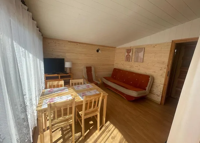 Kameralny Przy Promenadzie - Domki, Apartamenty, * Charzykowy